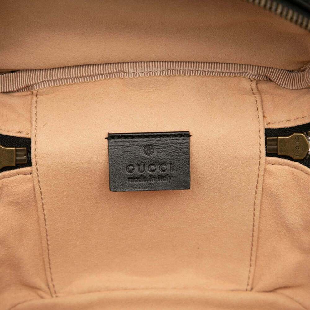 GUCCI Black Leather GG Marmont Backpack - Picture 5 of 7